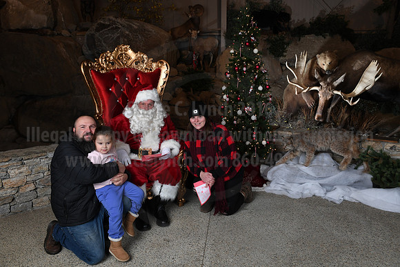 Action Wildlife Christmas-065